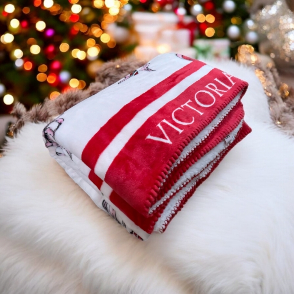 Victoria's Secret 2025 White Bling Tote And Candy Cane Themed Throw Blanket, NEW - Picture 5 of 5